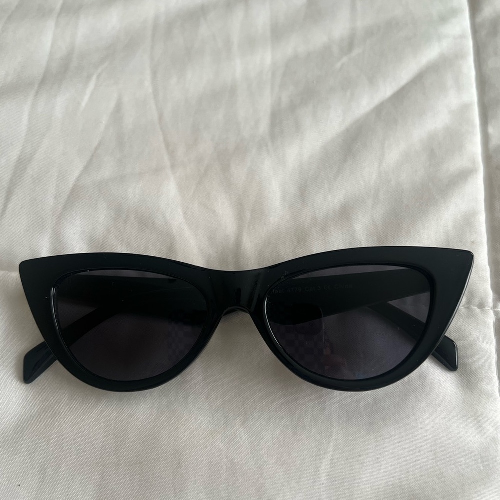 Sunglasses-Black cat eye sunglasses-OS